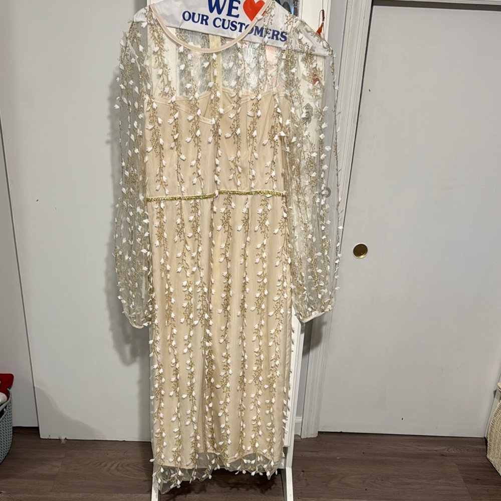 Elegant Cream Long Sleeve Dress